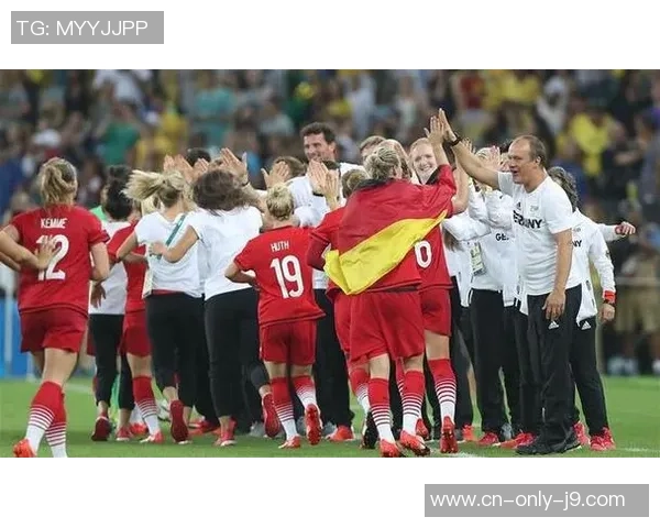 2016年女足奥运会精彩对决德国队与加拿大队的巅峰之战回顾 2016年女足奥运会精彩对决德国队与加拿大队的巅峰之战回顾